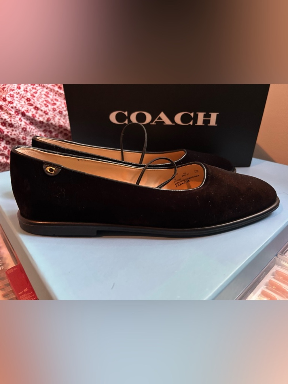 COACH Shoes 🖤 - Picture 6 of 8